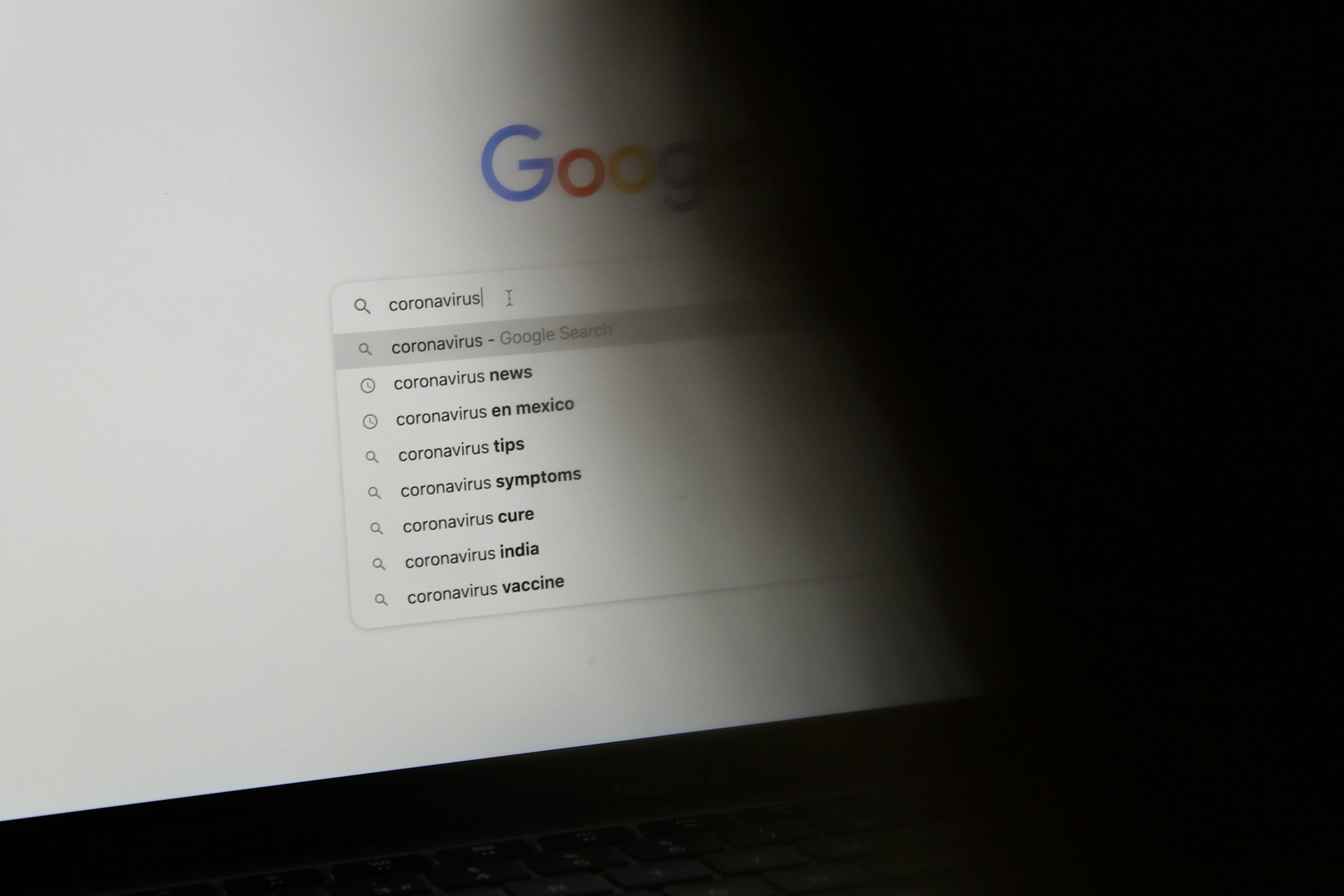 Kostenloser Online-Vortrag: „Desinformation im Internet als Gefahr für die Demokratie“