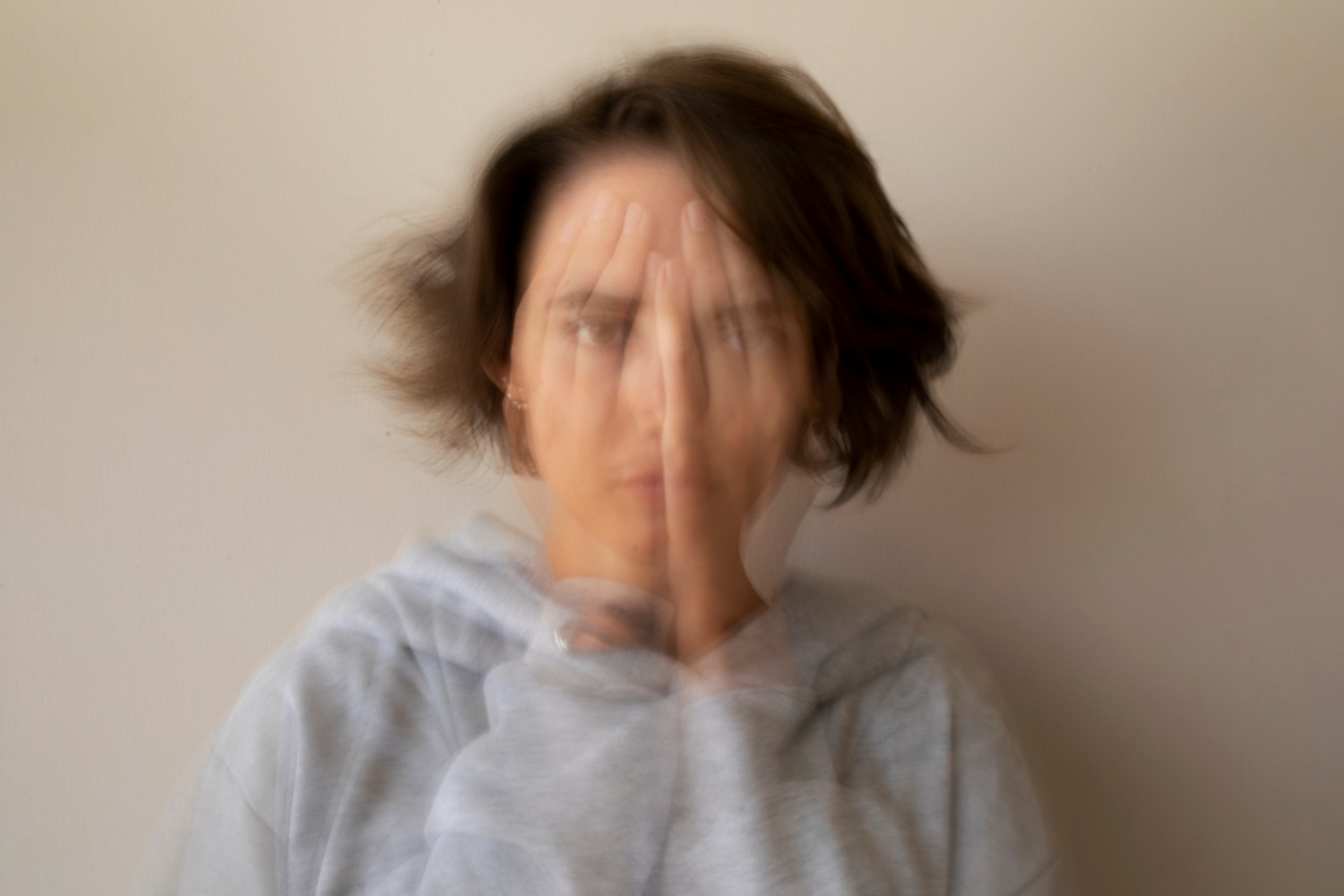 Pseudowissenschaftlich und spekulativ: Mind Control durch „satanisch-rituelle Pädophilie“